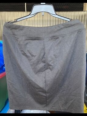 Women's Pencil Skirt in Charcoal Gray